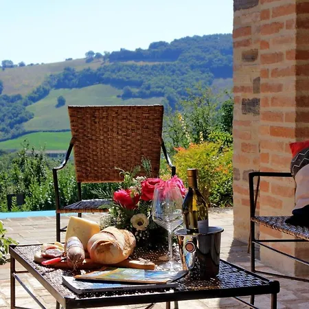 Casa Oriella Villa San Severino Marche
