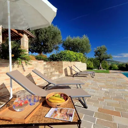 Casa Oriella Villa San Severino Marche