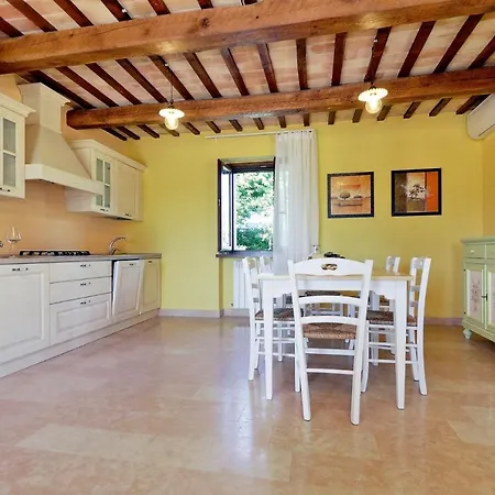 Casa Oriella Villa San Severino Marche