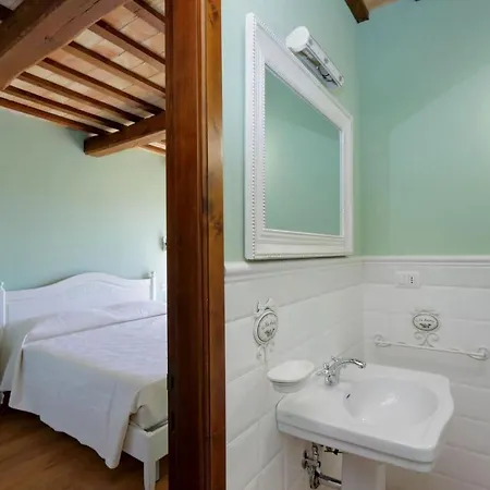Casa Oriella Villa San Severino Marche